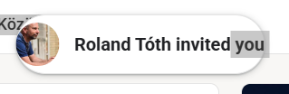A Skool-oldal tetején egy kerek gomb Roli fotójával és ezzel a felirattal: Roland Tóth invited you